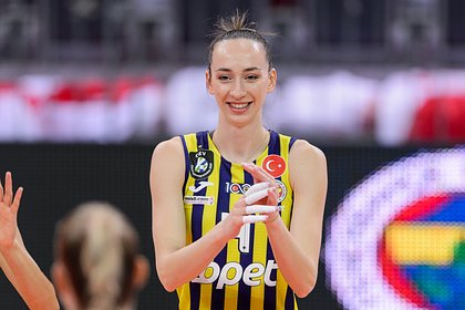Russian volleyball player complained about the service in the USA