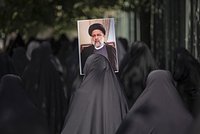 «Это большая потеря для Исламской Республики» Как смерть президента Раиси изменит Иран и его внешнюю политику?