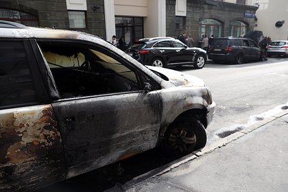 Приревновавшему жену к соседу и поджегшему его авто россиянину вынесли приговор