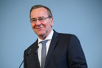 Министра обороны Германии захотели сделать кандидатом в канцлеры