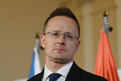 Глава МИД Венгрии заявил о риске начала мировой войны из-за Запада
