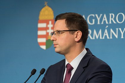 Власти Венгрии назвали Украину неспособной держать оборону