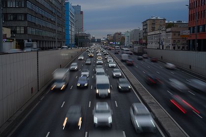 Россиянам пообещали полные беспилотных автомобилей дороги