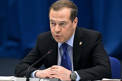 Медведев связал чемпионство «Зенита» с божьим промыслом
