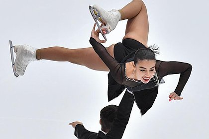 Another pair of Russian figure skaters wanted to change their sports citizenship