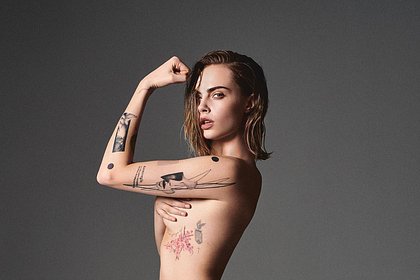 Кара Делевинь показала обнаженную грудь в рекламе модного бренда
