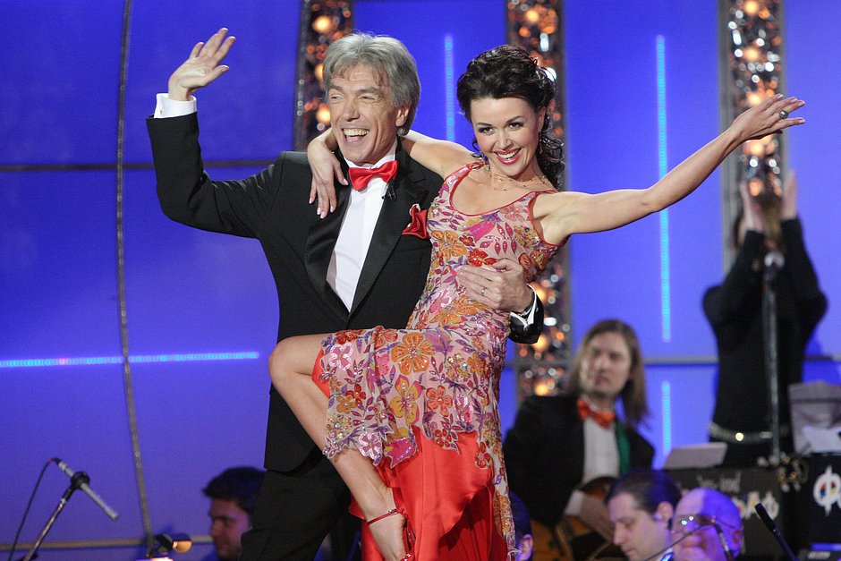 Анастасия Заворотнюк с Юрием Николаевым на съемках шоу «Танцы со звездами»