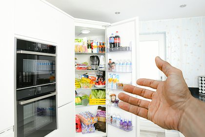Россиян научили правильно хранить еду в холодильнике