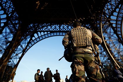 Власти Франции сочли логичным отправку военных на Украину