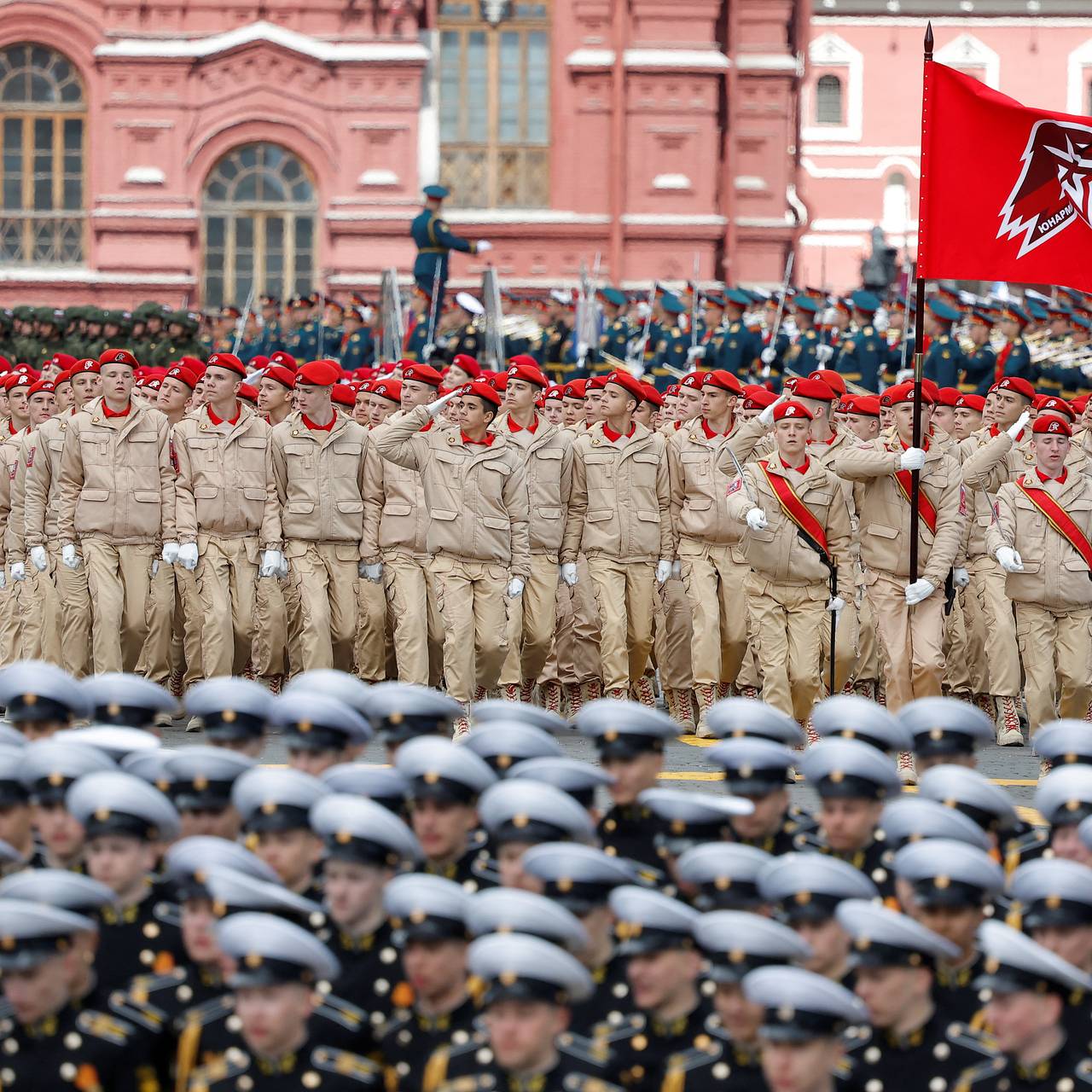 Пентагон закупит книги о российской военной стратегии: Политика: Мир:  Lenta.ru