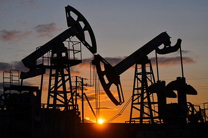 В ОПЕК+ заявили о сокращении добычи нефти до конца сентября
