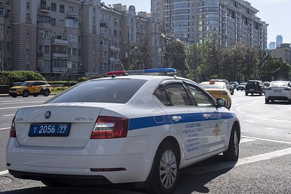 В Москве мужчина открыл стрельбу из окна дома и ранил двоих человек