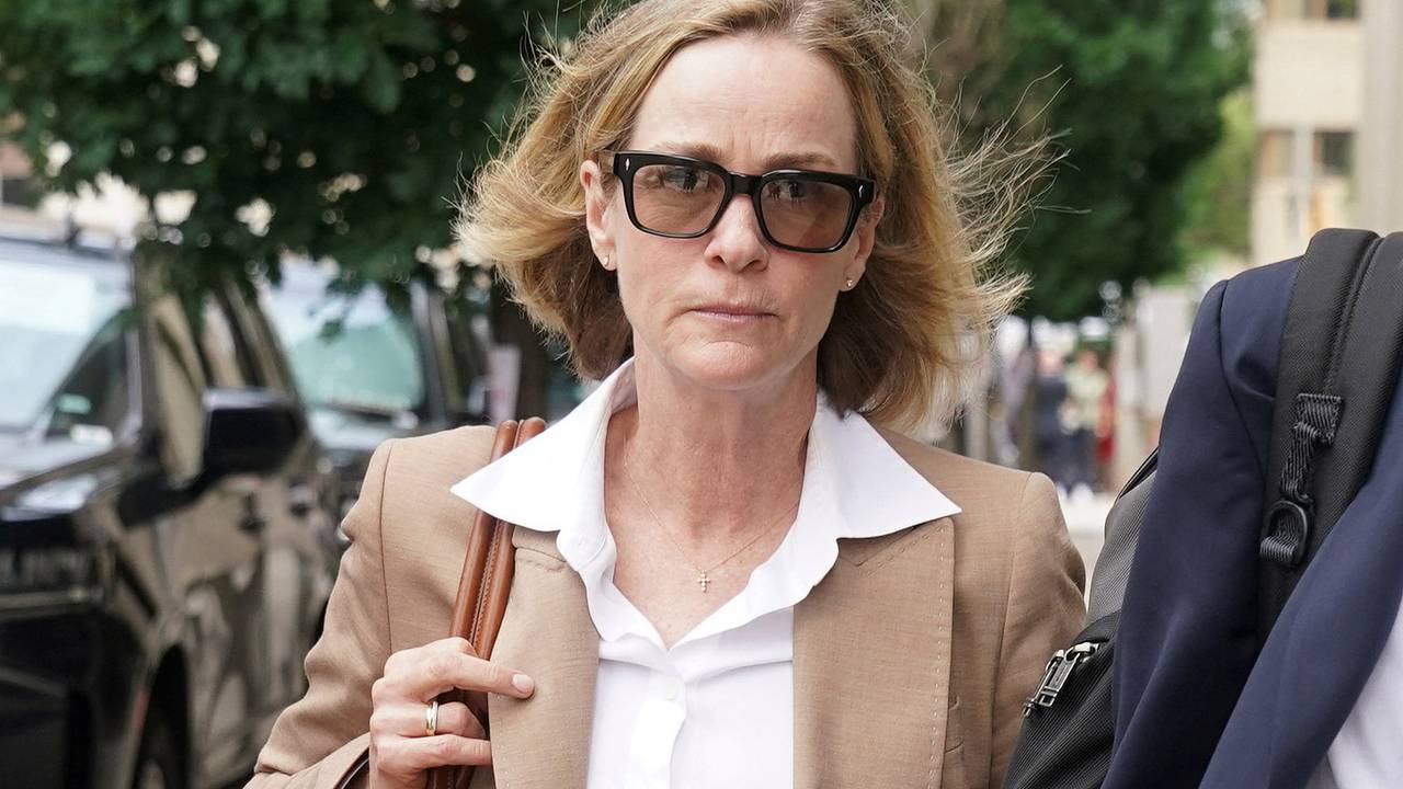 Сексуалды қыз және ваза Transformers порно суреттер