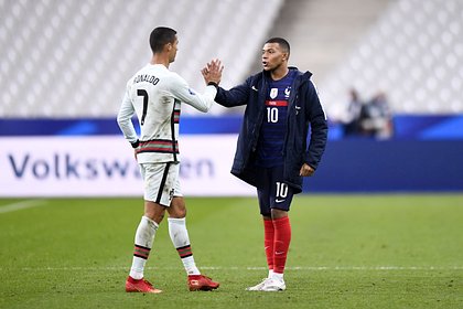 Ronaldo congratulated Mbappe on his move to Real Madrid and set a record