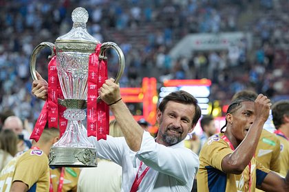 Cherchesov named the best coach in Russia