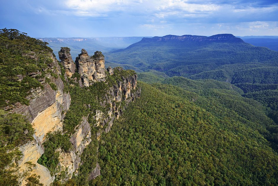 Голубые горы славятся дремучими лесами, пещерами и водопадами
