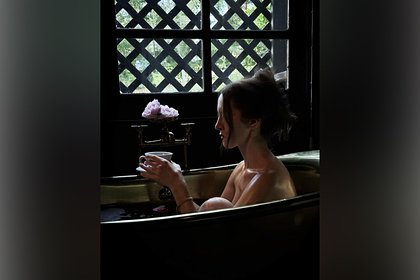 Бывшая жена Сергея Шнурова снялась обнаженной в ванне