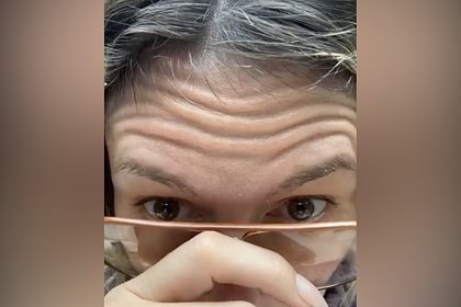 51-летняя Хайди Клум показала морщины на лице