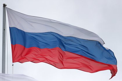В Старомайорском ДНР водрузили российский флаг