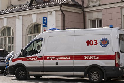 Спасающийся от опасности россиянин сорвался с седьмого этажа и выжил