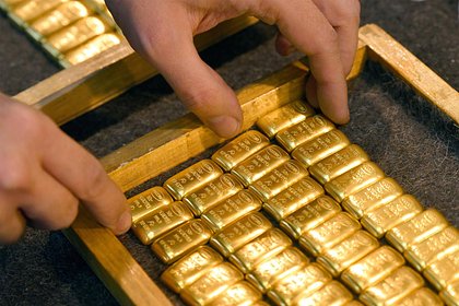 В России заявили о снижении числа подозрительных операций с золотом
