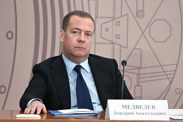 Дмитрия Медведев