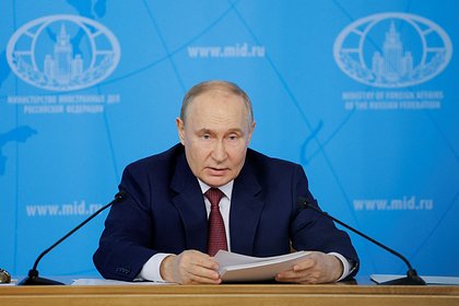 Путин заявил об омоложении армии
