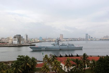 Российские моряки на Кубе встретились с властями