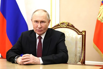Путин поздравил медработников и процитировал Чехова