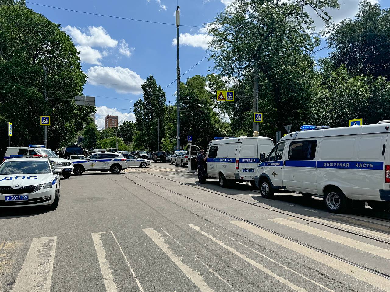 В СПЧ назвали возможную причину захвата заложников в СИЗО Ростова-на-Дону:  Криминал: Силовые структуры: Lenta.ru