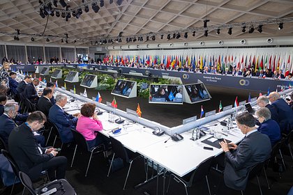 В России высказались об отказе части делегатов подписывать коммюнике на саммите мира