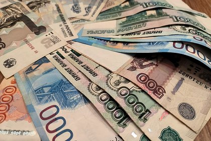 Россиянам рассказали о рискованных вариантах вложений денег