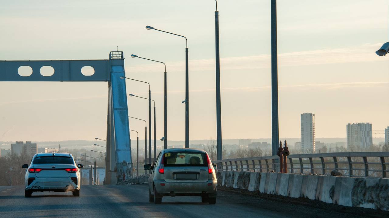 Автомобильный мост обрушился в российском регионе: Городская среда:  Экономика: Lenta.ru