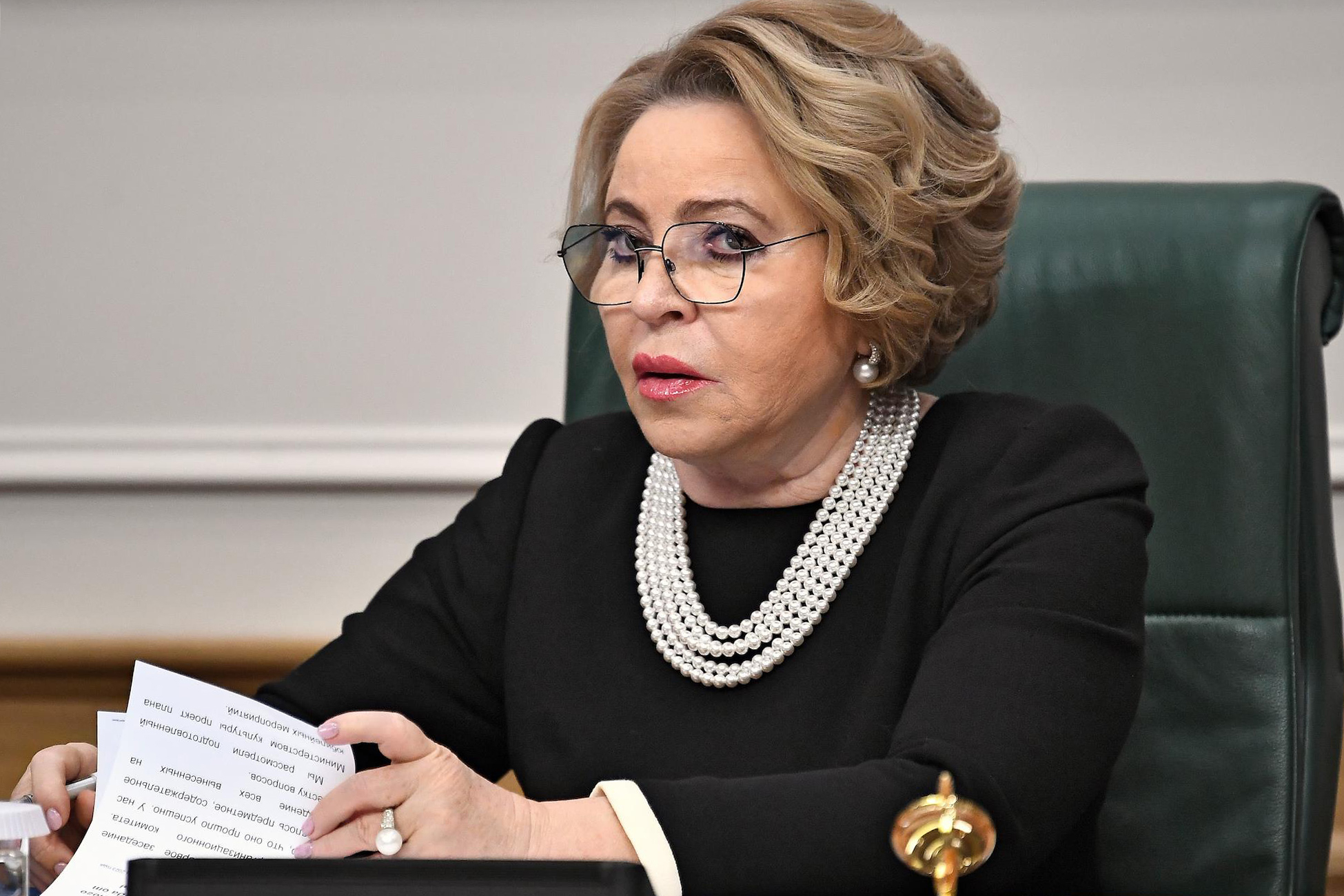 Губернатор спб до матвиенко
