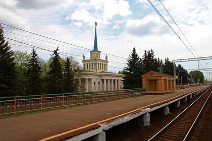 Россиянам предложили купить построенный в честь Ленина вокзал
