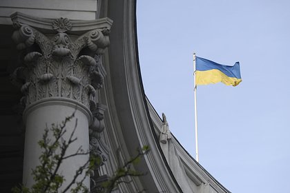 Украине предрекли новые территориальные потери из-за Зеленского