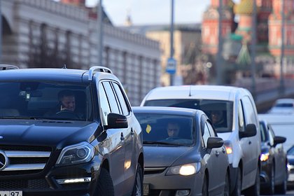 Большинство россиян выступили против выдачи автомобильных прав людям старше 70