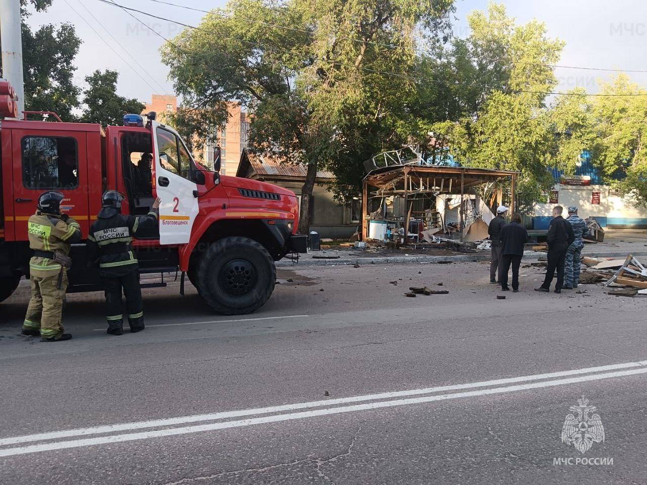 Последствия разнесенной взрывом постройки у больницы в российском городе  попали на видео: Общество: Россия: Lenta.ru