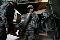Южная Корея задумалась о поставках оружия Украине после переговоров Путина и Ким Чен Ына. Как на это ответит Россия?