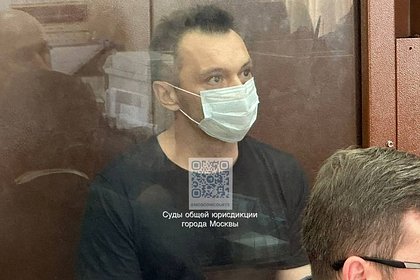 Предполагаемого взяткодателя по делу замминистра обороны Иванова оставили под арестом