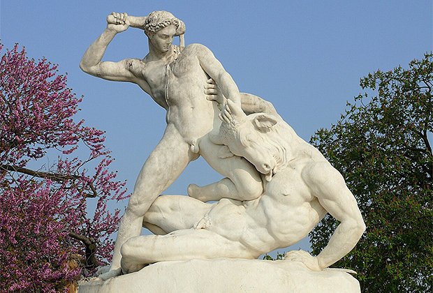 Theseus and the Minotaur.  Sculpture by Jules Etienne Ramet, 1826