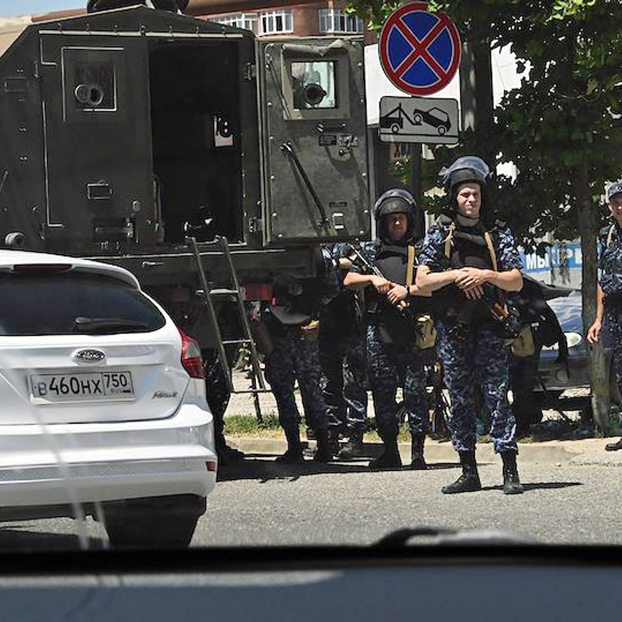 Теракт в Дагестане 23 июня: как боевики планировали нападение, подробности,  пострадавшие: Следствие и суд: Силовые структуры: Lenta.ru