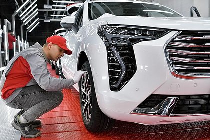 Цены на новые авто в России опустились ниже трех миллионов рублей