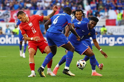 Сборная Франции сыграла вничью с Польшей и вышла в плей-офф Евро-2024