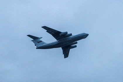 Ил-76 с освобожденными российскими военными прибыл в Москву