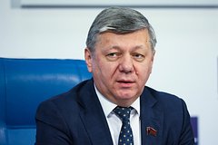 Дмитрий Новиков