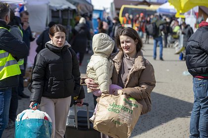 Словакия сократила пособия беженцам с Украины