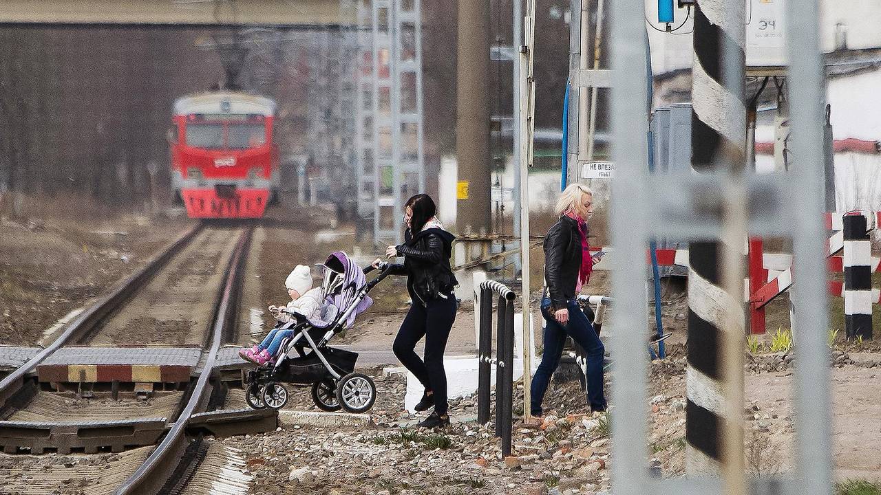 В ФССП рассказали о сумме взысканных алиментов с неплательщиков: Криминал:  Силовые структуры: Lenta.ru