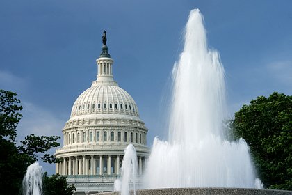 В Конгрессе США призвали отправить Байдена в отставку