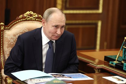 Путин поздравил россиян с Днем кораблестроителя